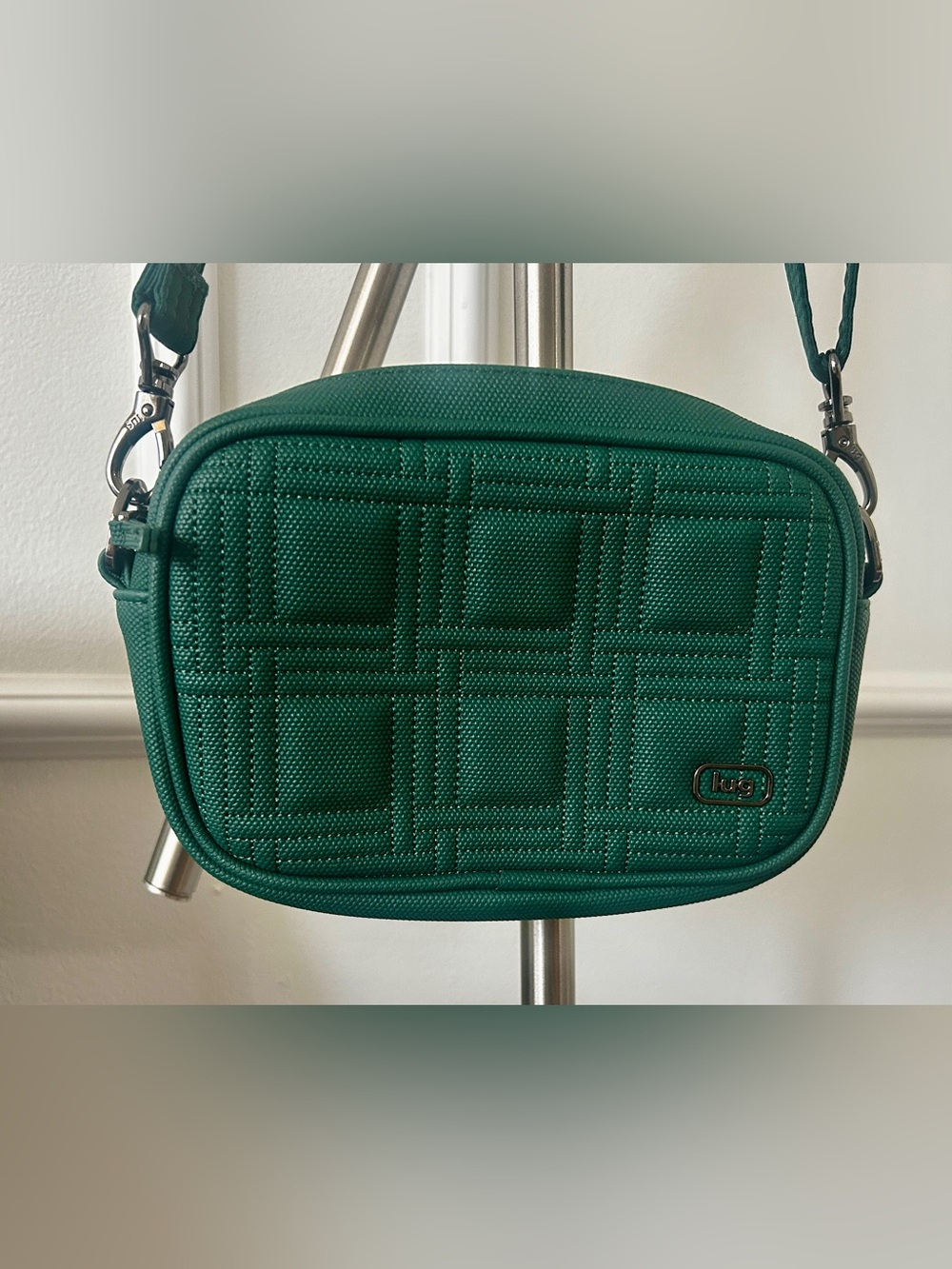 Lug Mingle Green Compact Crossbody Bag - Picture 2 of 8